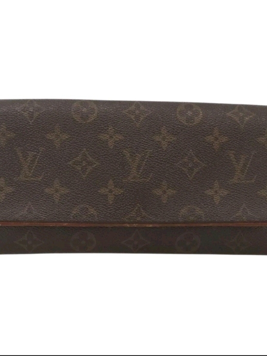 Louis Vuitton Handbags - Louis Vuitton Monogram Canvas Clutch Wallet - Classic Monogram
